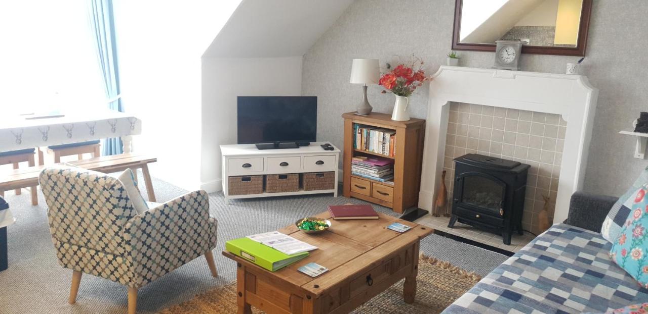 Cosy Apartment In Popular Harbour Town Къркъдбрайт Екстериор снимка